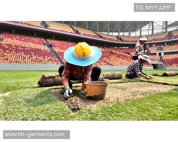 重庆足球队配合问题引发热议球迷与专家各执己见探讨解决之道 重庆足球队配合问题引发热议球迷与专家各执己见探讨解决之道