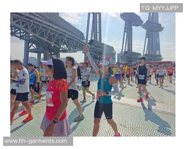 广州城市马拉松中街舞队展现灵活性与活力的精彩表现分析