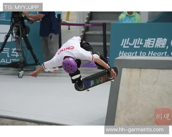 杭州街舞队在滑板精英赛中的团队协作表现分析与点评 杭州街舞队在滑板精英赛中的团队协作表现分析与点评