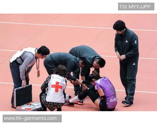 足球明星在关键时刻的精彩救球瞬间精彩回顾与分析